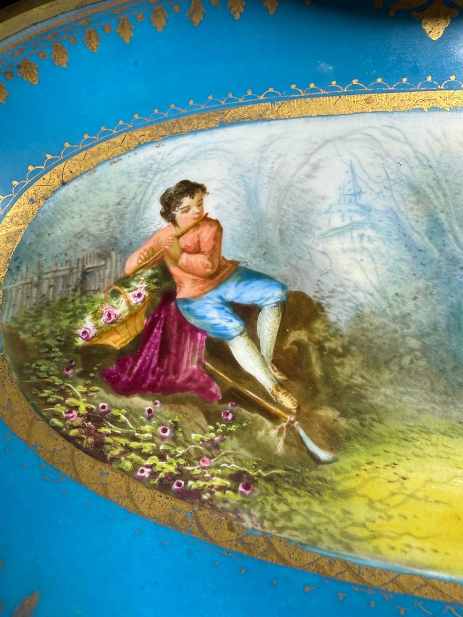 COUPE EN PORCELAINE SIGNÉE SÈVRES MONTÉE SUR BRONZE À DÉCOR DE SCÈNE ROMANTIQUE-photo-4