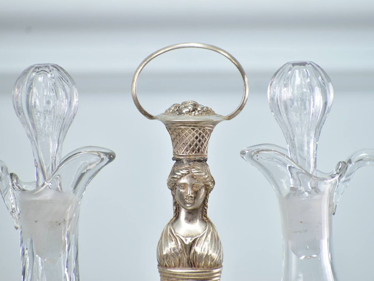 Ancien huilier vinaigrier en argent ciselé de style Directoire/Consulat-photo-3