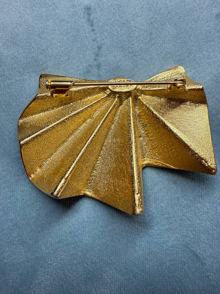 La maison Emanuel Ungaro, broche éventail-photo-3