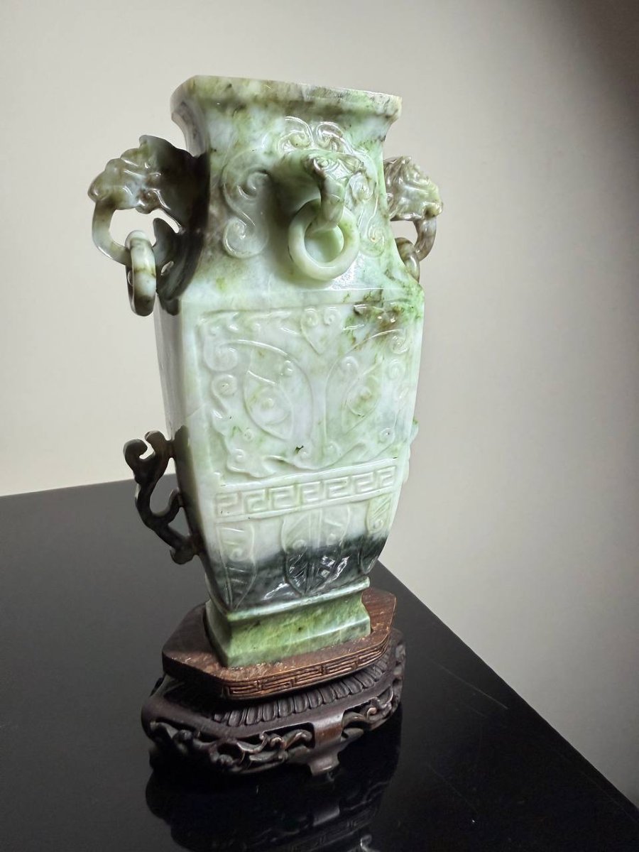 Vase en jade , orné de chilongs et de taotie, Chine-photo-4
