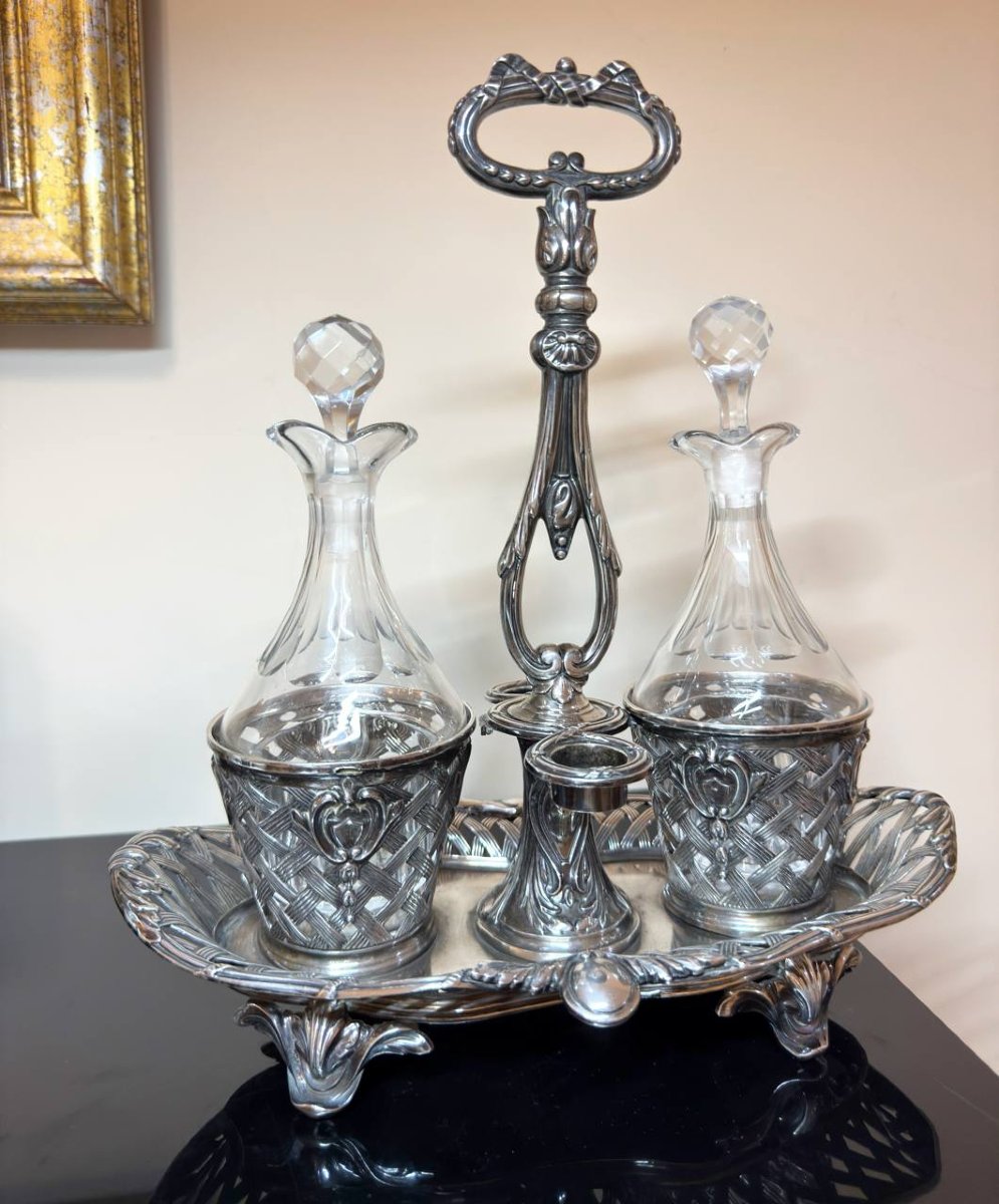 Solid Silver Oil And Vinegar Set By A Silversmith-photo-8