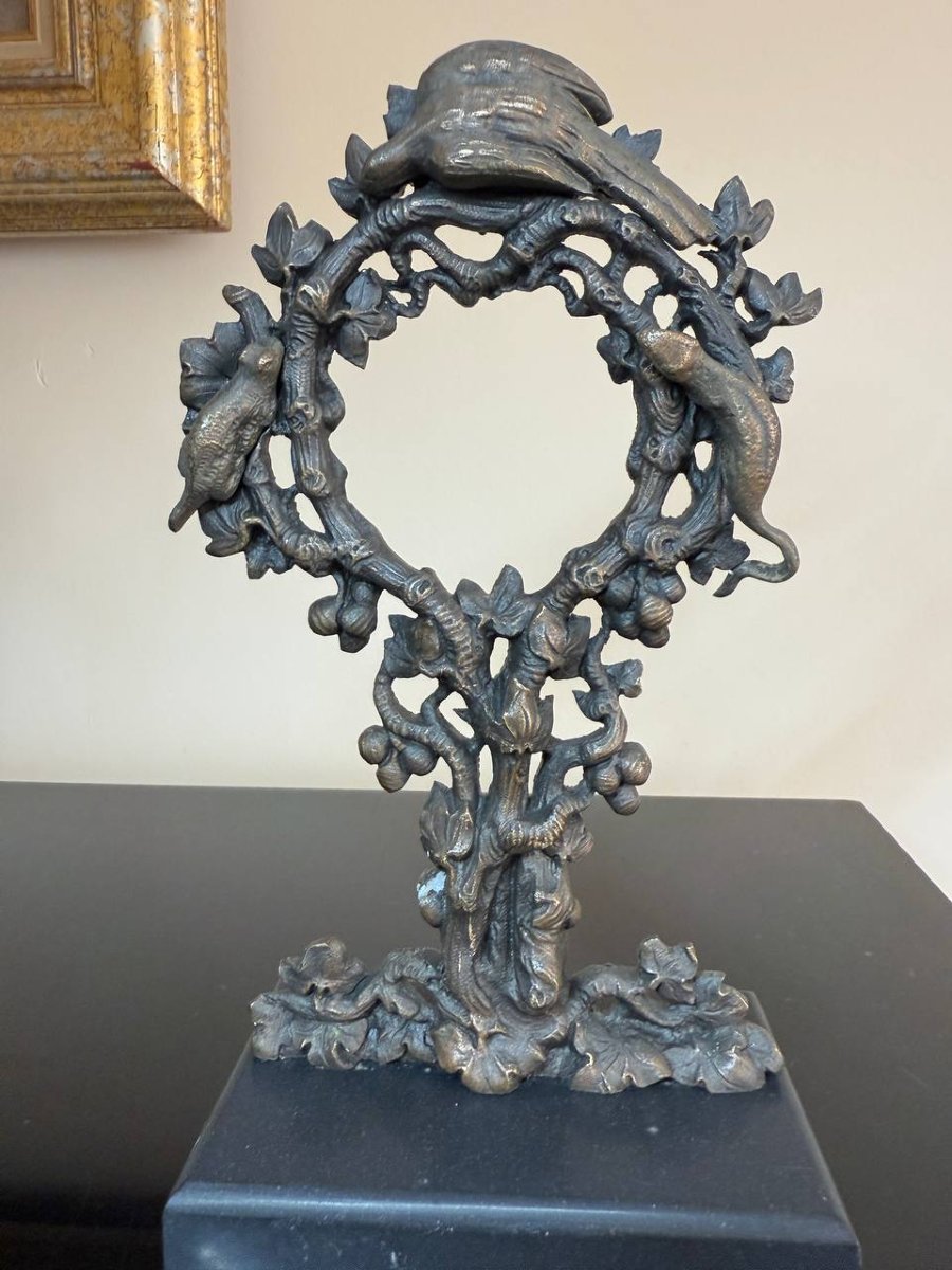 PORTE-MONTRE EN BRONZE À DÉCOR DE VIGNE ET D'ANIMAUX-photo-7