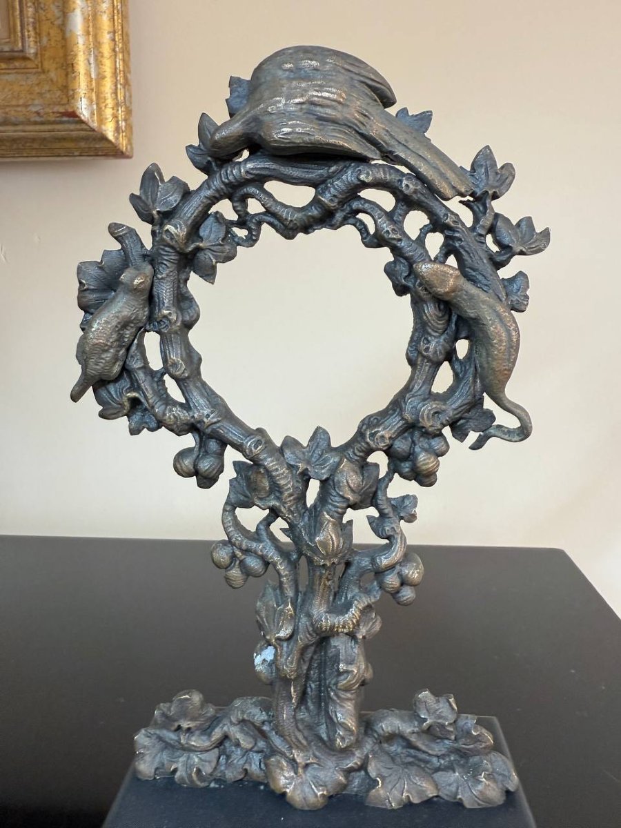 PORTE-MONTRE EN BRONZE À DÉCOR DE VIGNE ET D'ANIMAUX-photo-8