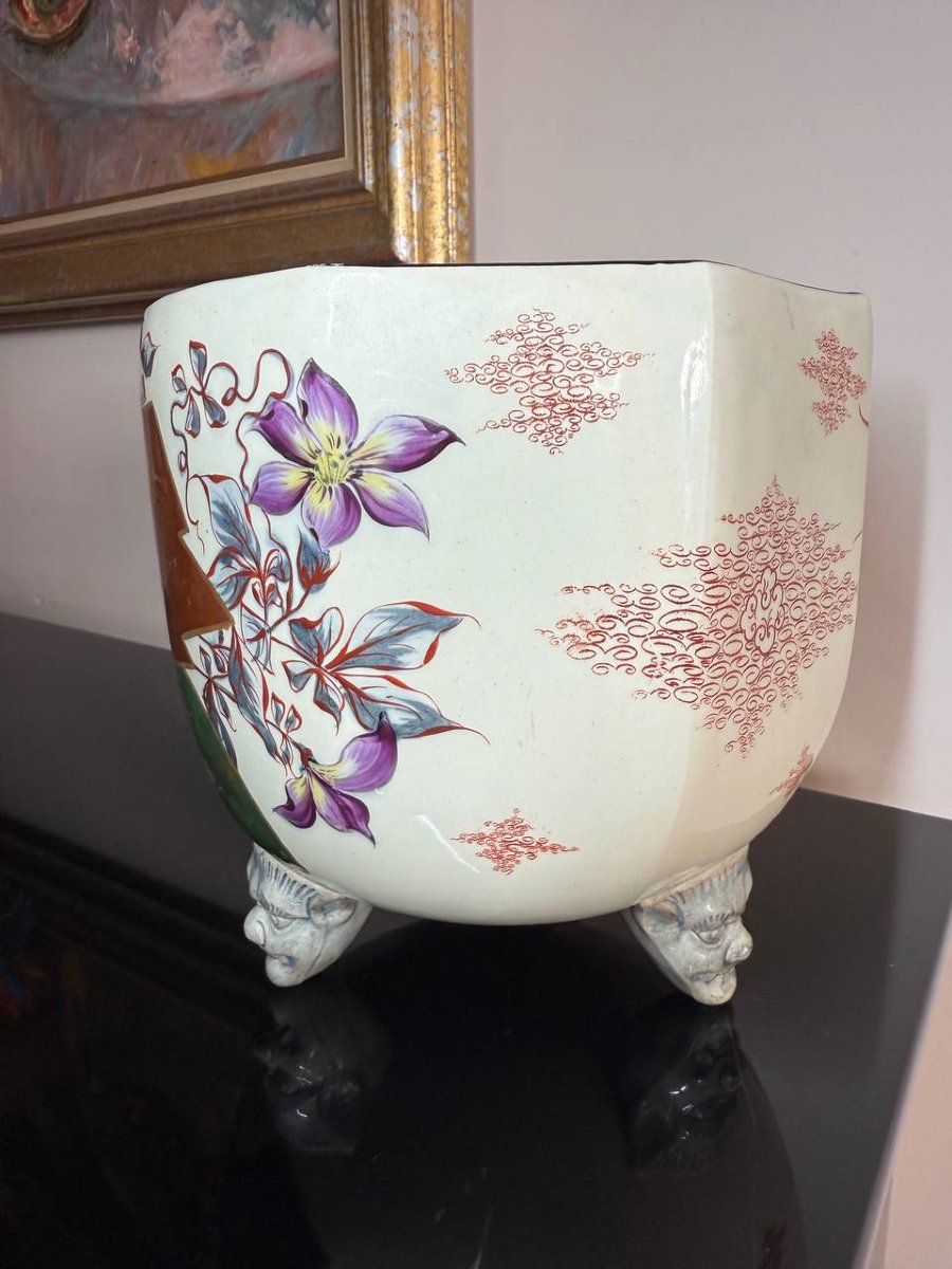 Cache-pot chinoisant ancien en faïence à décor des fleurs-photo-1