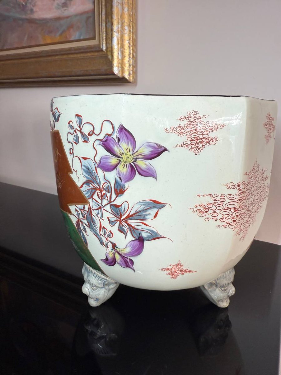 Cache-pot chinoisant ancien en faïence à décor des fleurs-photo-2
