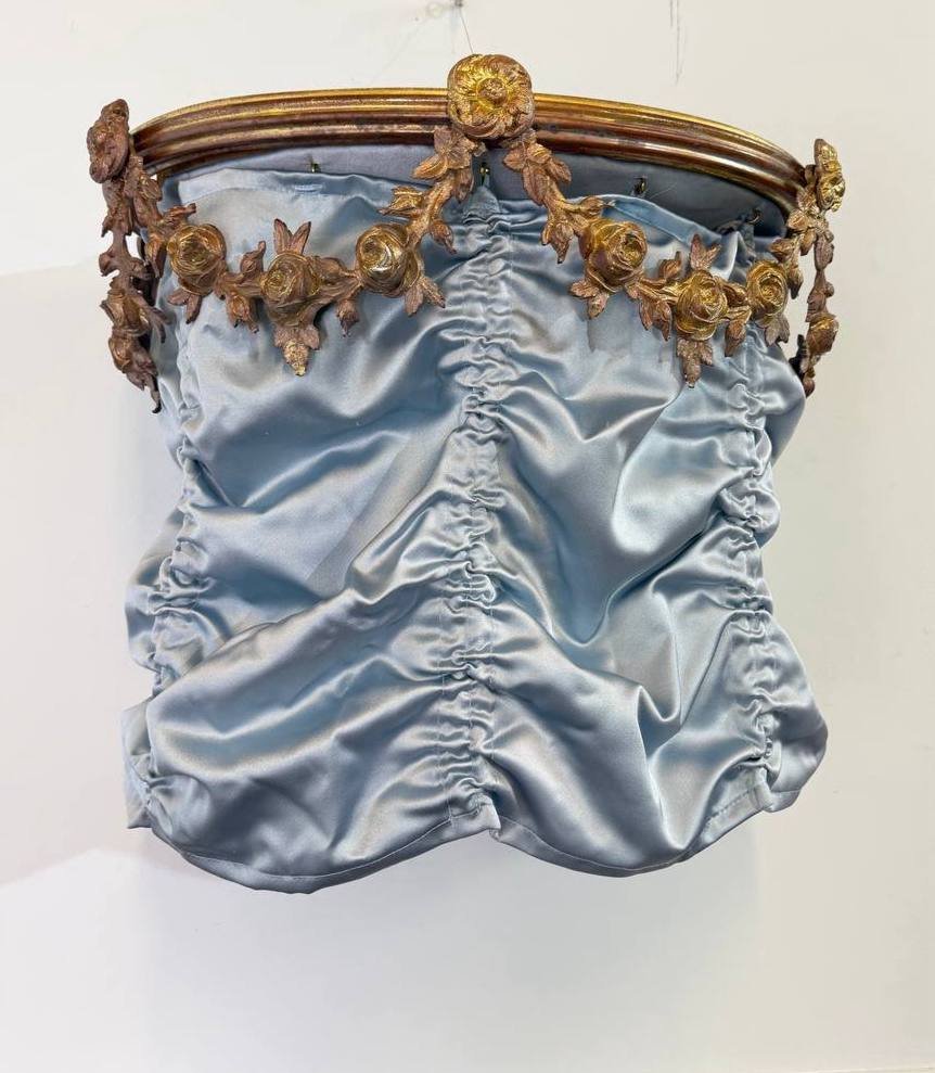 Ciel de lit à la polonaise,guirlandes de fleurs,bronze style Louis XVI,BALDAQUIN ou Cantonnière-photo-7