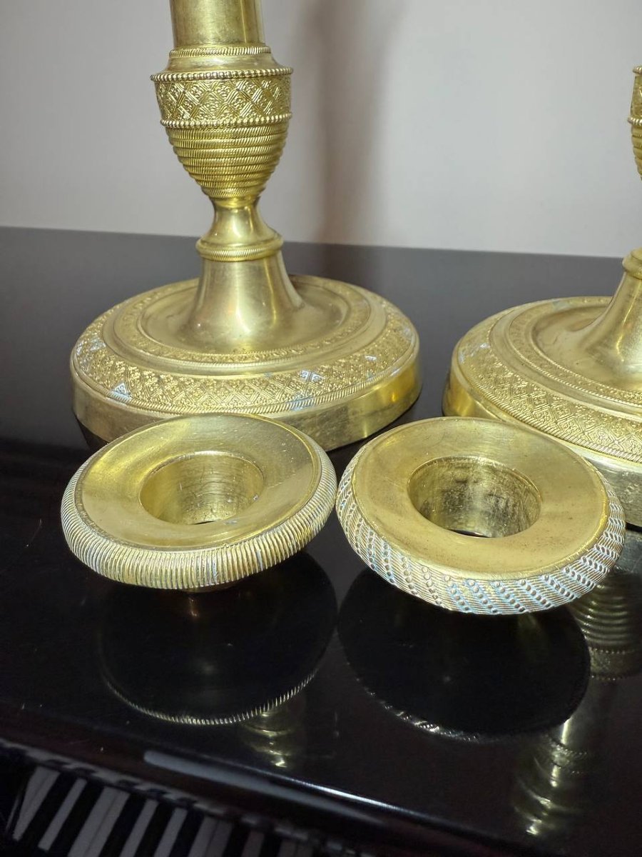 Candlesticks In Chiseled Guilloché Bronze, In The Empire Style The Restoration/charles X Period-photo-4