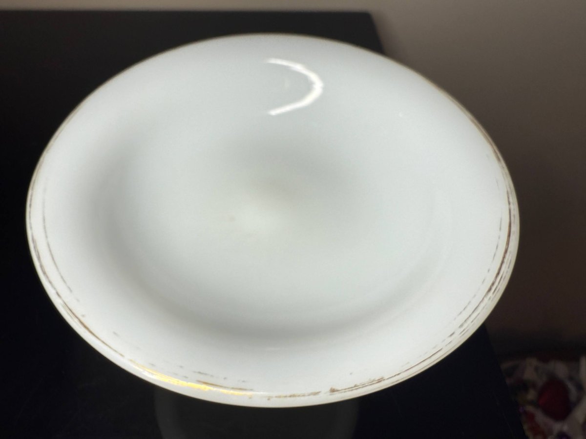Petit plat ou baguier en verre opalin-photo-2