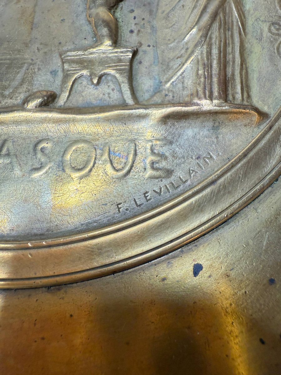 Patinated Bronze Cup Titled “le Masque” By Levillain And F. Barbedienne-photo-5