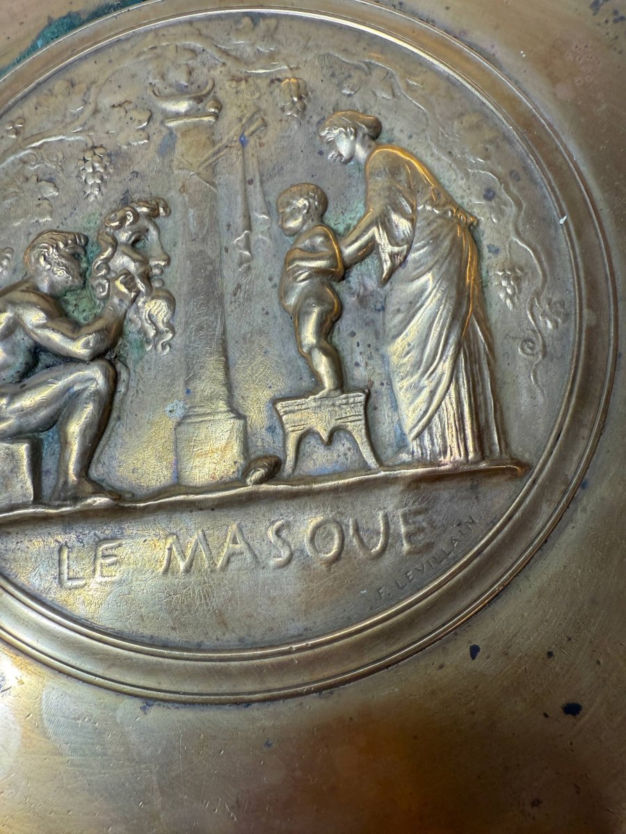 Patinated Bronze Cup Titled “le Masque” By Levillain And F. Barbedienne-photo-6