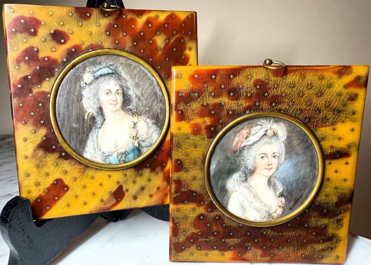 Portraits en miniature, élégantes dames de la haute société ou l’aristocratie .