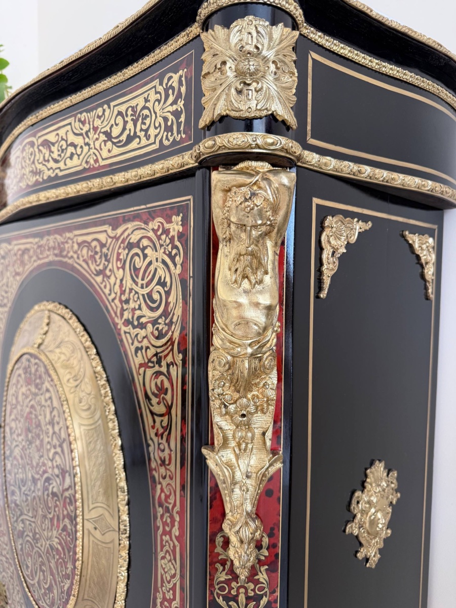 Meuble d'appui dans le style de la marqueterie Boulle-photo-3