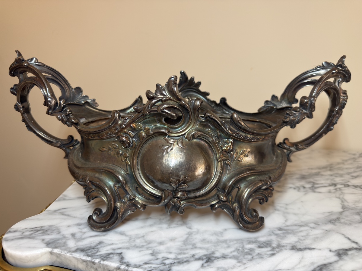 Louis XV Rocaille-style Planter Or Centerpiece.