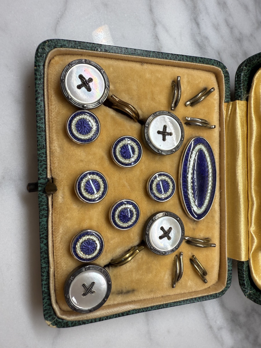 Button And Costume Accessory Set-photo-8