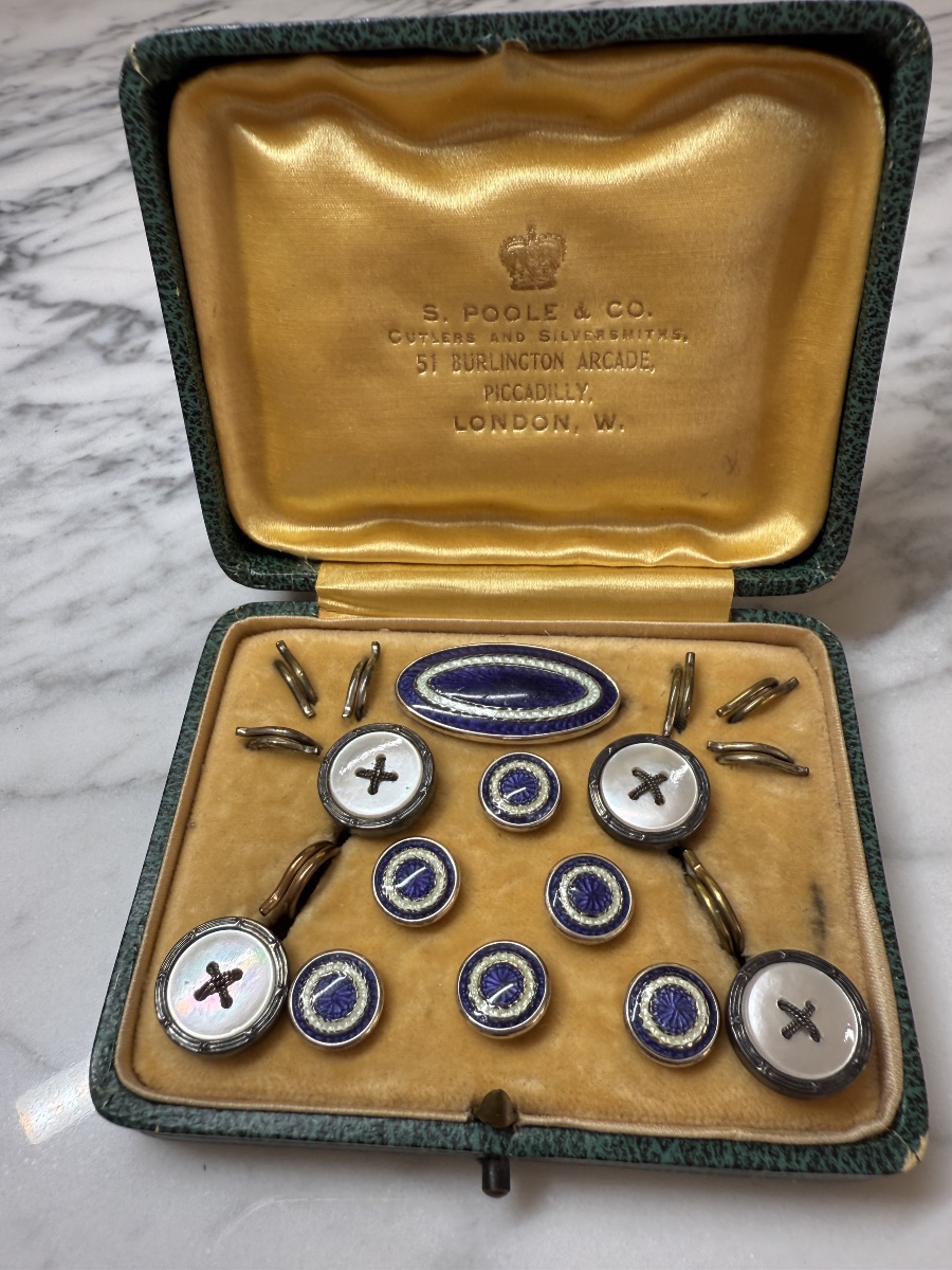 Button And Costume Accessory Set