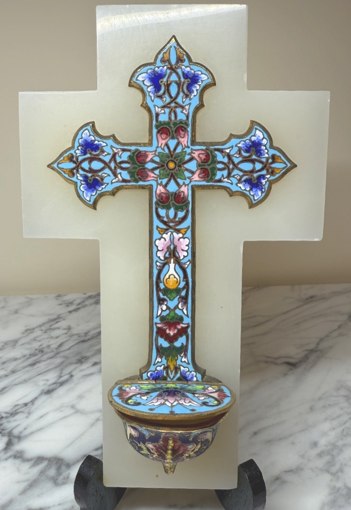 Bénitier en onyx et émaux cloisonnés