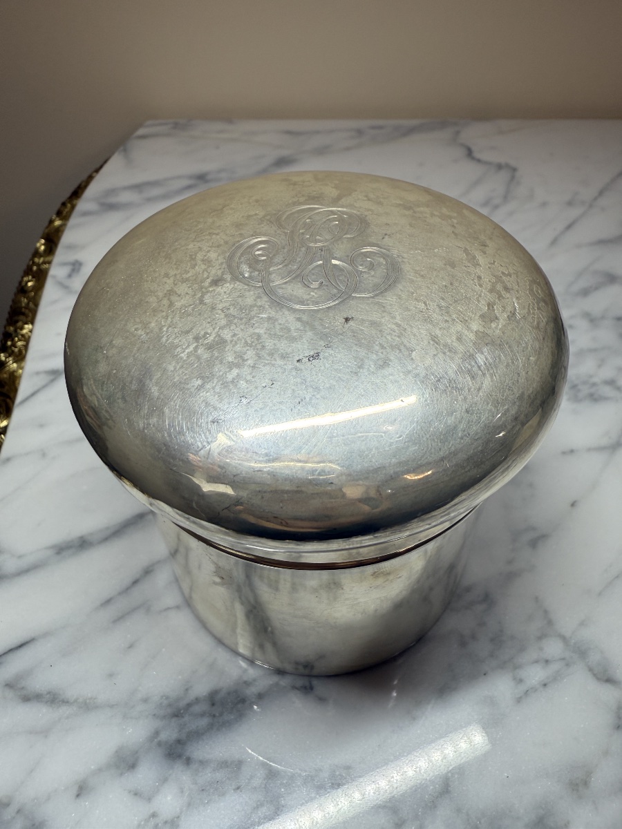 Boîte de toilette ancienne en argent massif et vermeil, monogrammée-photo-2