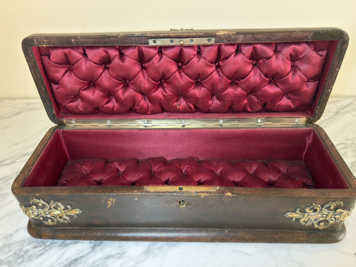 Coffret Boîte à Gants Napoléon III en Cuir et tissu Capitonnée, Fleur de Lys - XIXe-photo-7