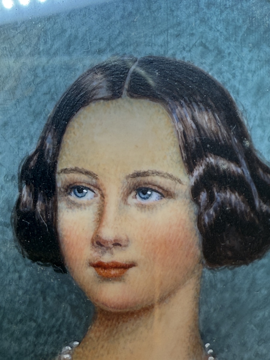 Portrait miniature de la reine Marie de Prusse (1825-1889), signé P. Rousselle, d'après J.K. St-photo-3