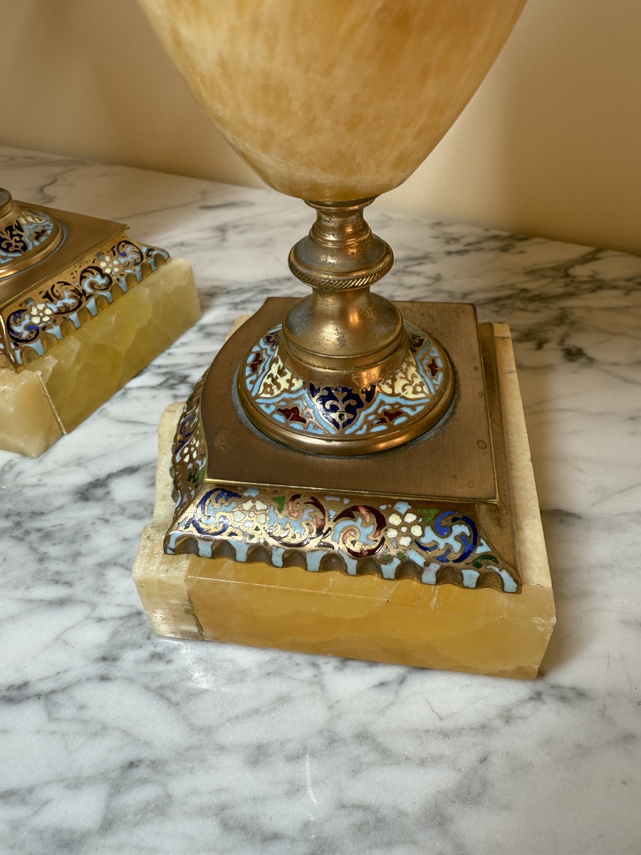 Pair Of Cassolete Vases Made Of Onyx With Polychrome Cloisonné Champlevé Enamel, Napoleon III Period-photo-6