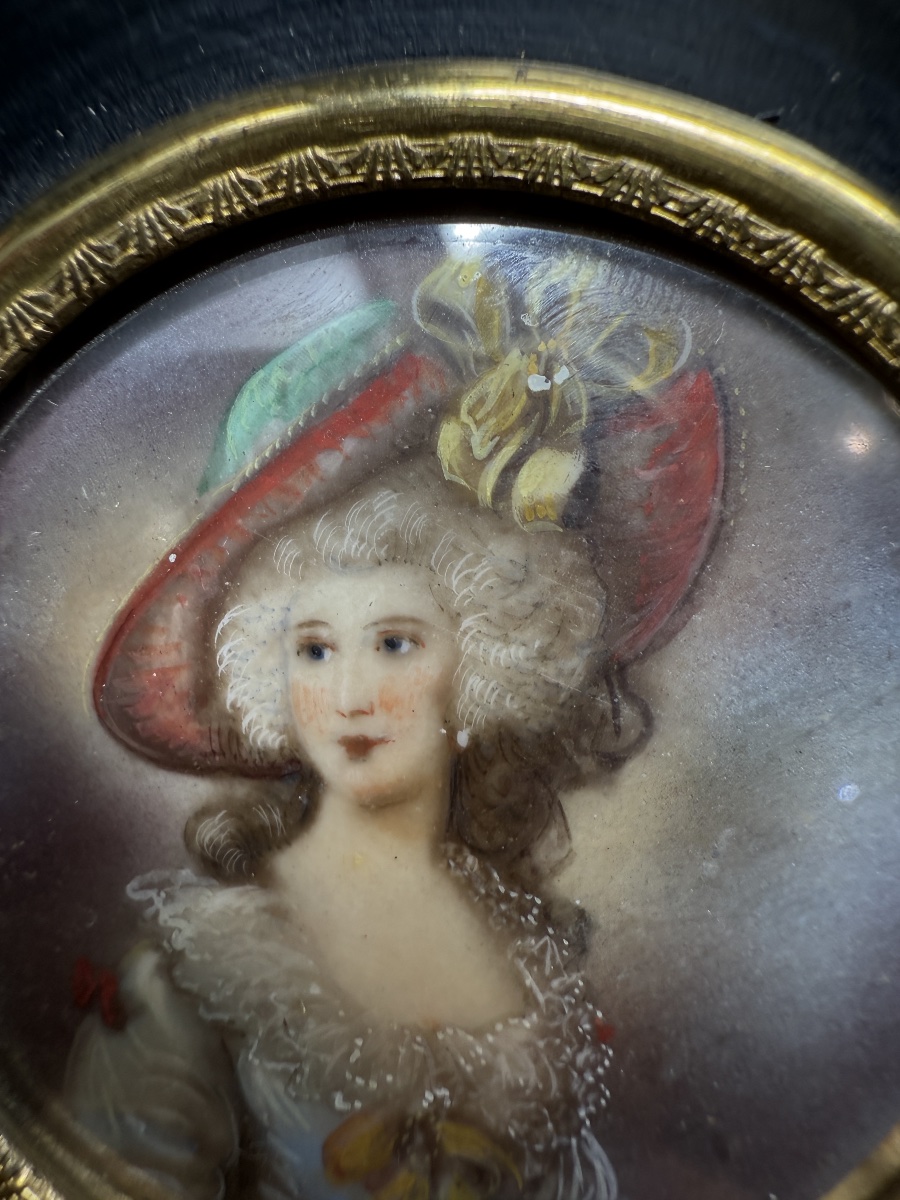 Paire de miniatures de portraits d'élégantes – Époque XIXe -photo-4
