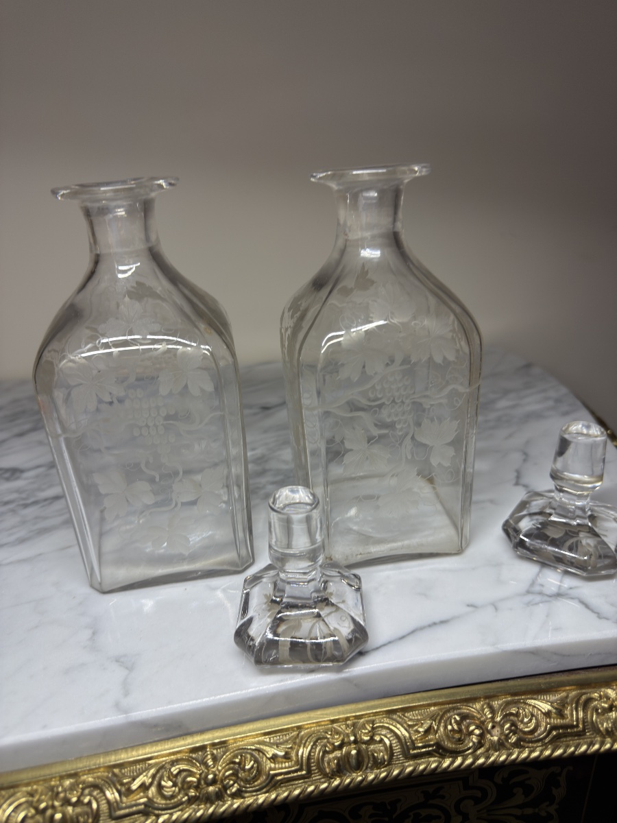 Paire de flacons ou carafes carrés en cristal gravé XIXe – Décor Vigne (Baccarat / St-Louis)-photo-6