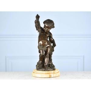 Paul Emile Machault , Sculpture Figurale ancienne en bronze , putti ou garçon avec des poissons