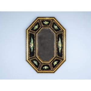 Miroir laqué noir avec fleurs peintes à la main , polychrome et doré.