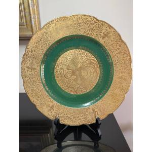 Plat, assiette en Porcelaine de Limoges L.D décor Or