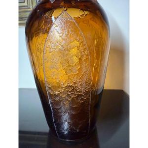 Daum Vase In The Art Deco Style
