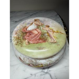 Large Belle époque Opaline Box Or Candy Jar – Cupid Design, Signed Thy