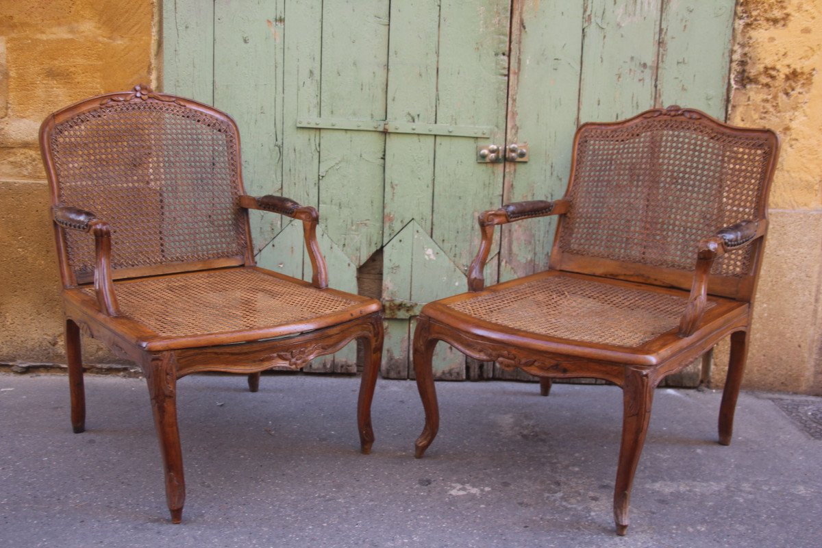 Paire de fauteuils cannés, époque Louis XV, estampillés Antoine Bonnemain, XVIIIe siècle.-photo-2