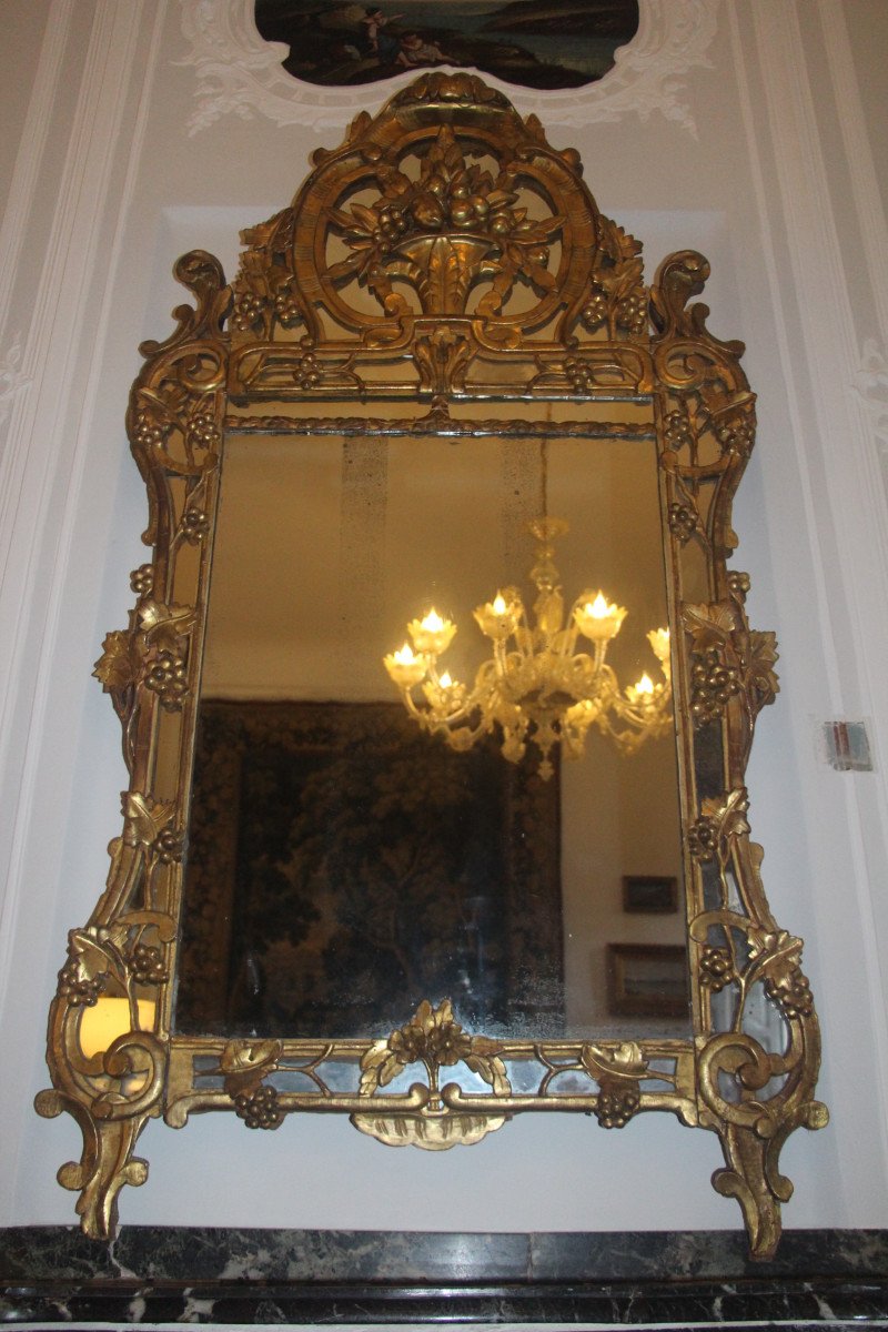 Important Glazing Beads Mirror, Louis XV Period, 18th Century, Provence.