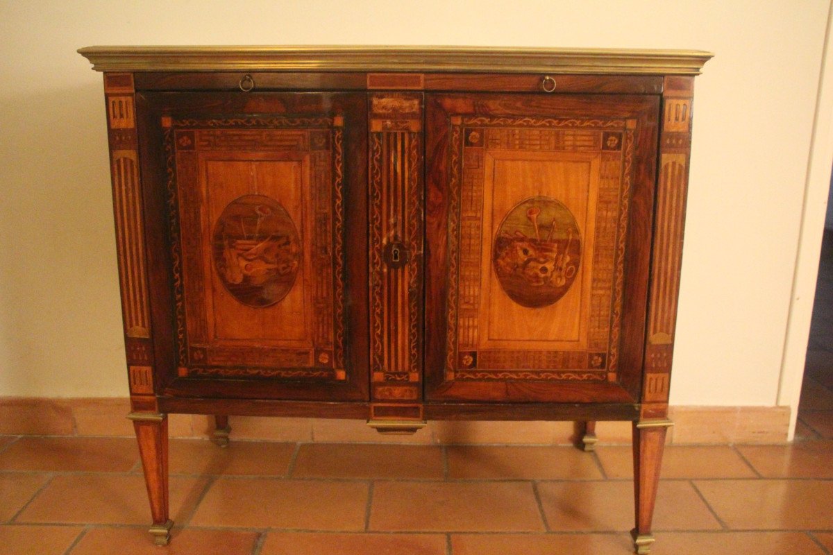 Argentier en marqueterie à mécanisme, estampillé LARDIN, vers 1770, XVIIIe siècle.-photo-2