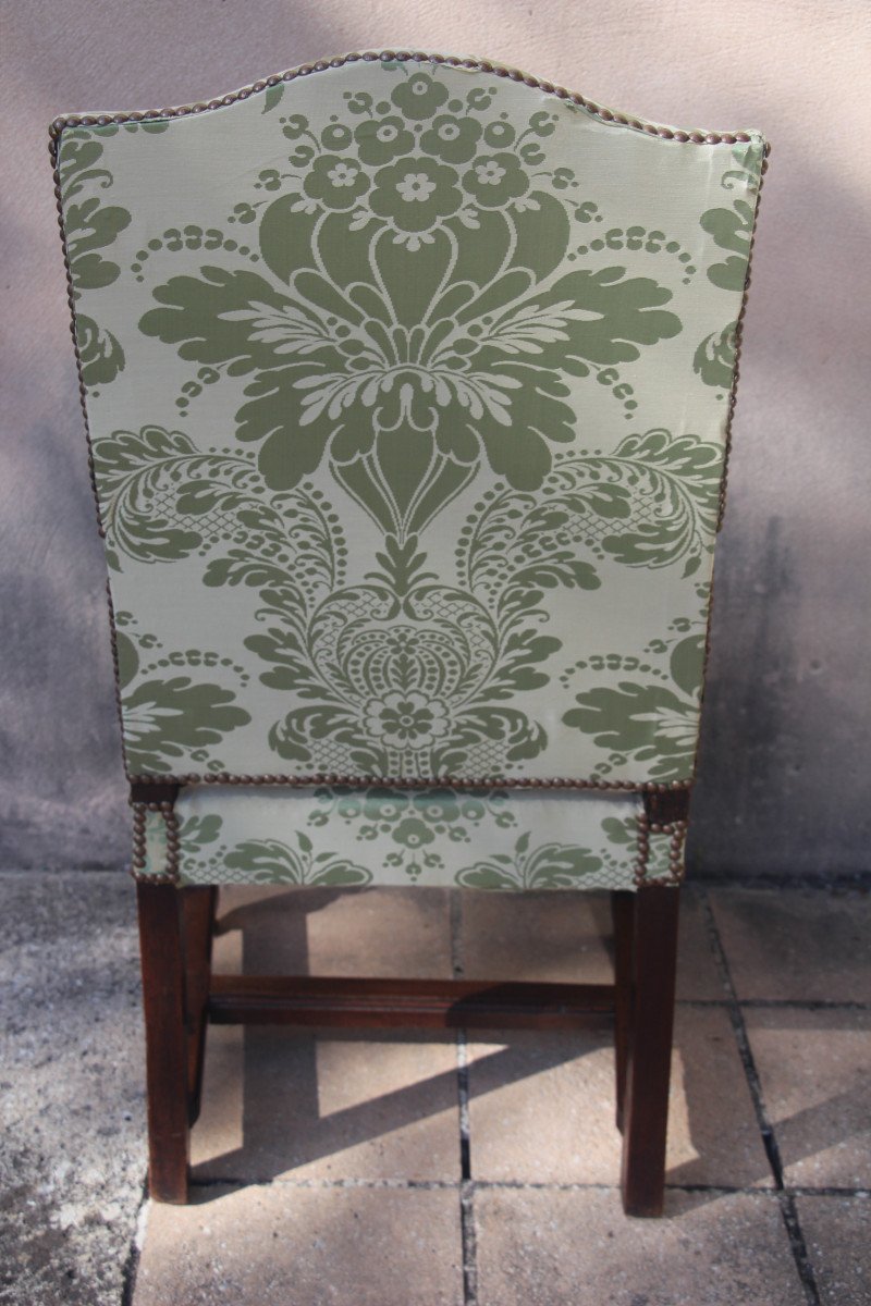 Suite de deux fauteuils en noyer, XVIIe siècle.-photo-4
