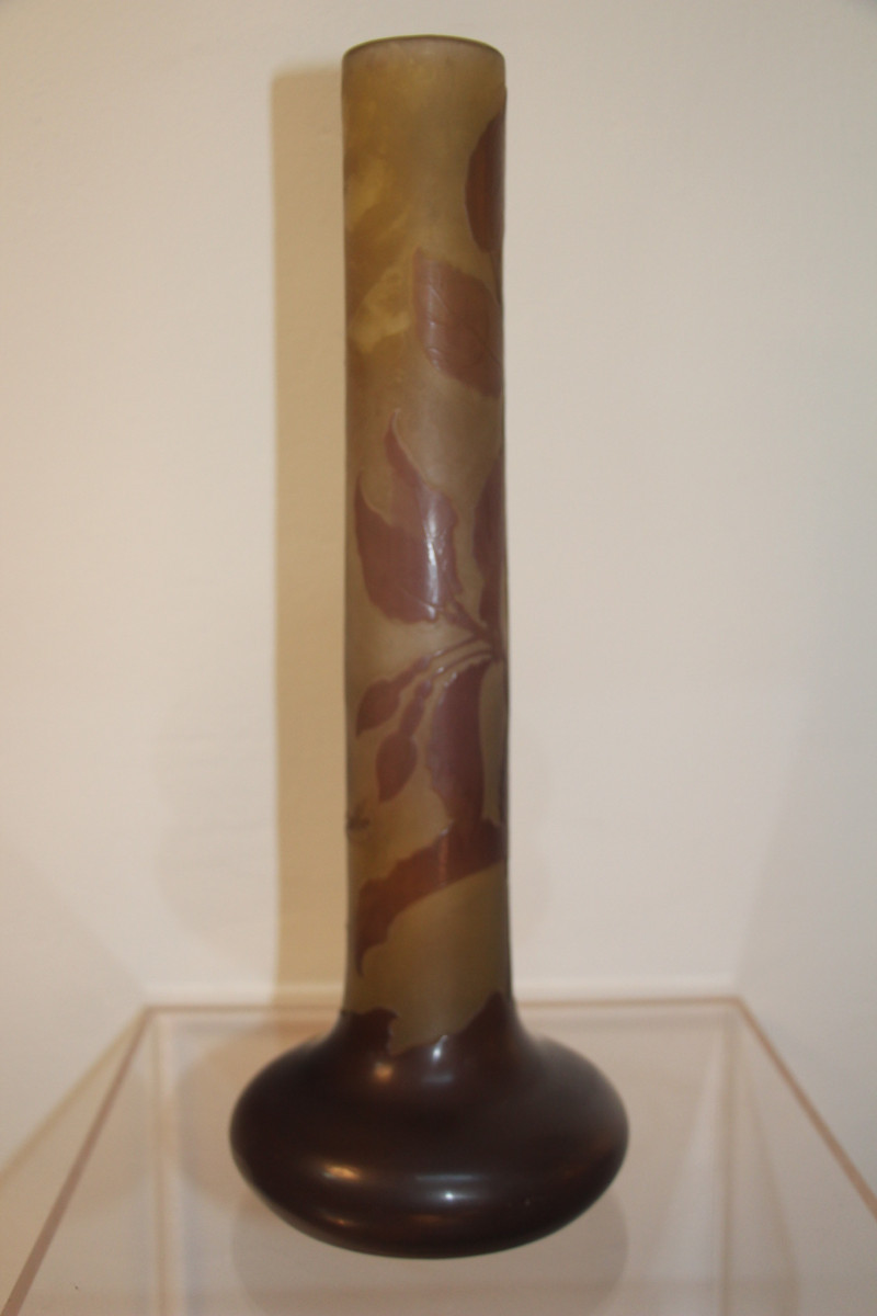 Emile Gallé (1846-1904) - Vase With Wisteria Decoration Signed Gallé, Art Nouveau.-photo-1