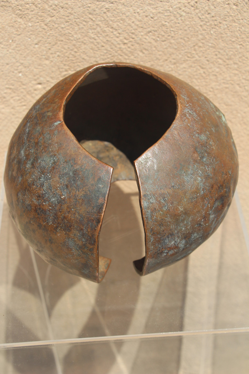 Mbole Kneeling Coin, Democratic Republic Of Congo, 19th Century.-photo-3