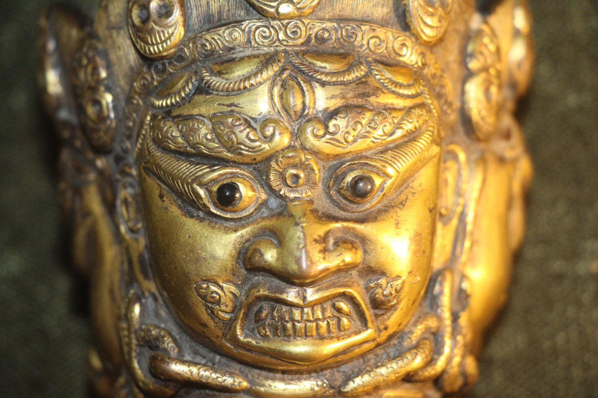 Ritual Dagger Called Phurbu Dating From The 19th Century - Tibet, Gilded Bronze.-photo-6