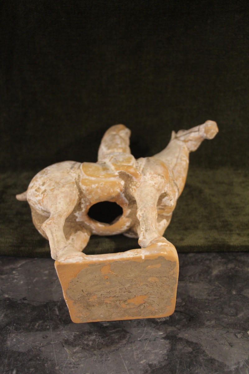 Cavalière sur son cheval en terre cuite, Dynastie Tang 618-906 av J.C, Chine.-photo-8
