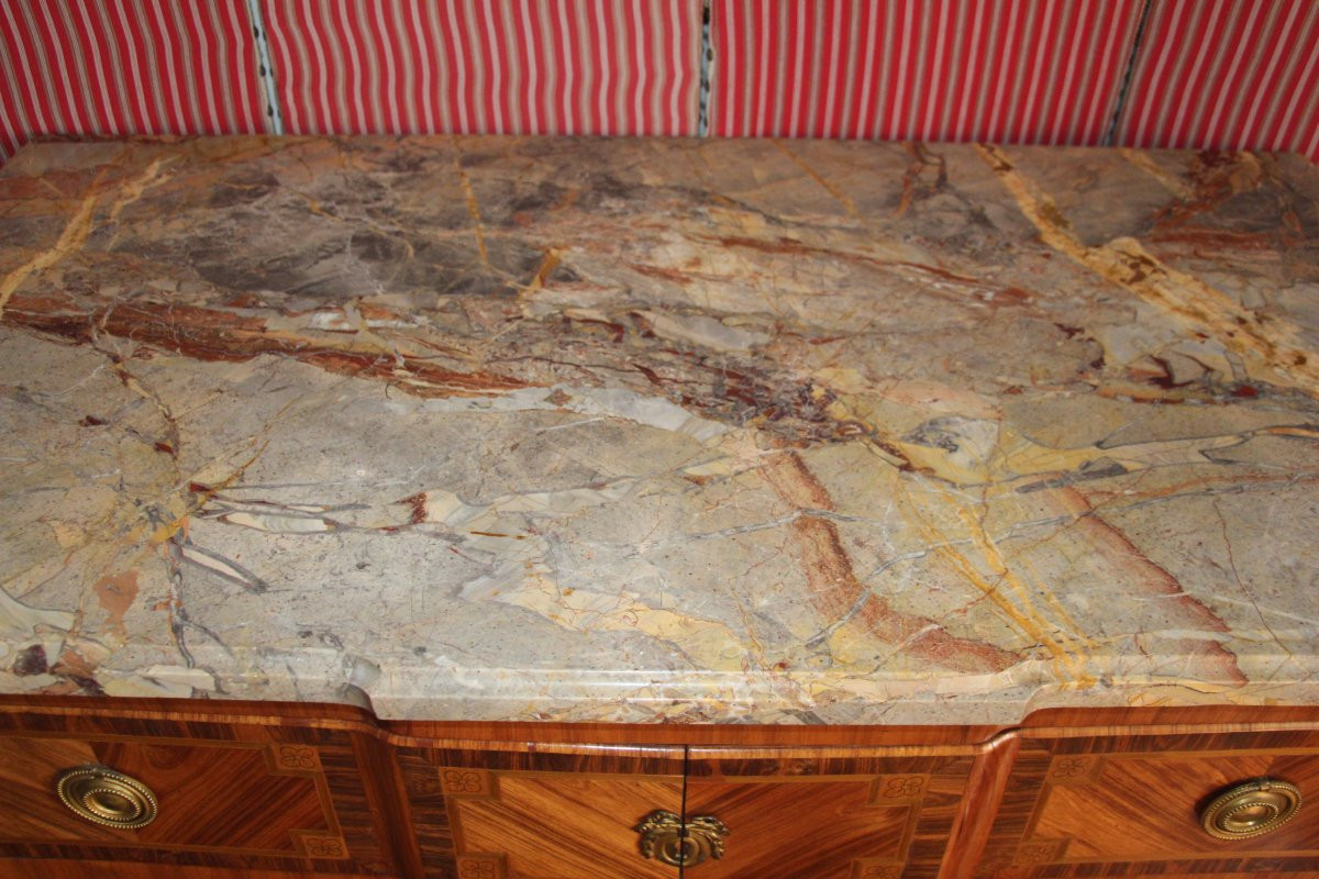 Transitional Period Commode With Projecting Front, 18th Century.-photo-3