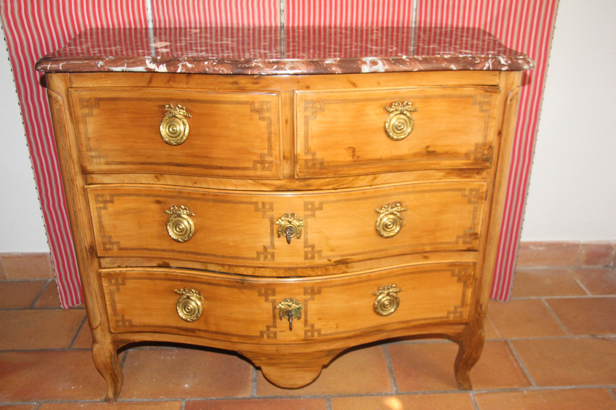 Transition Marquetry Chest Of Drawers, 18th Century.