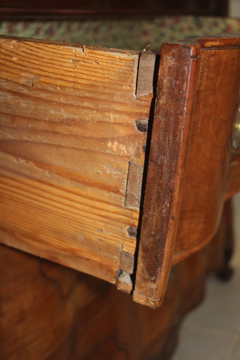 Commode arbalète, époque Louis XV, XVIIIe siècle d'origine provençale.-photo-2