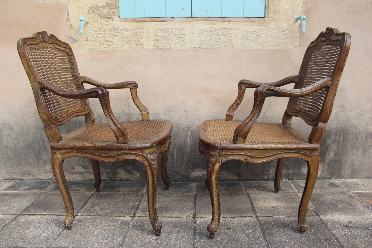 Paire de fauteuils cannés, époque Louis XV, estampillés Etienne Meunier, XVIIIe siècle.-photo-2