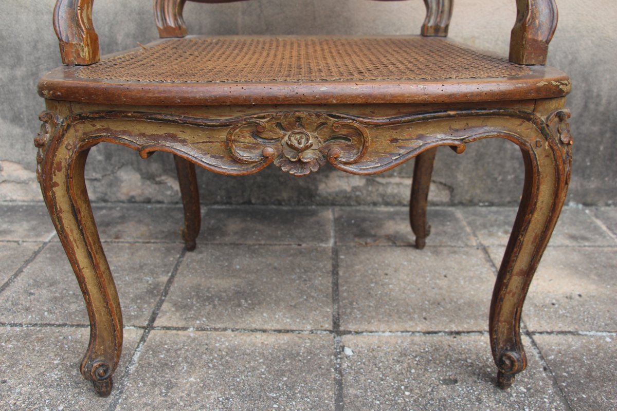 Paire de fauteuils cannés, époque Louis XV, estampillés Etienne Meunier, XVIIIe siècle.-photo-1