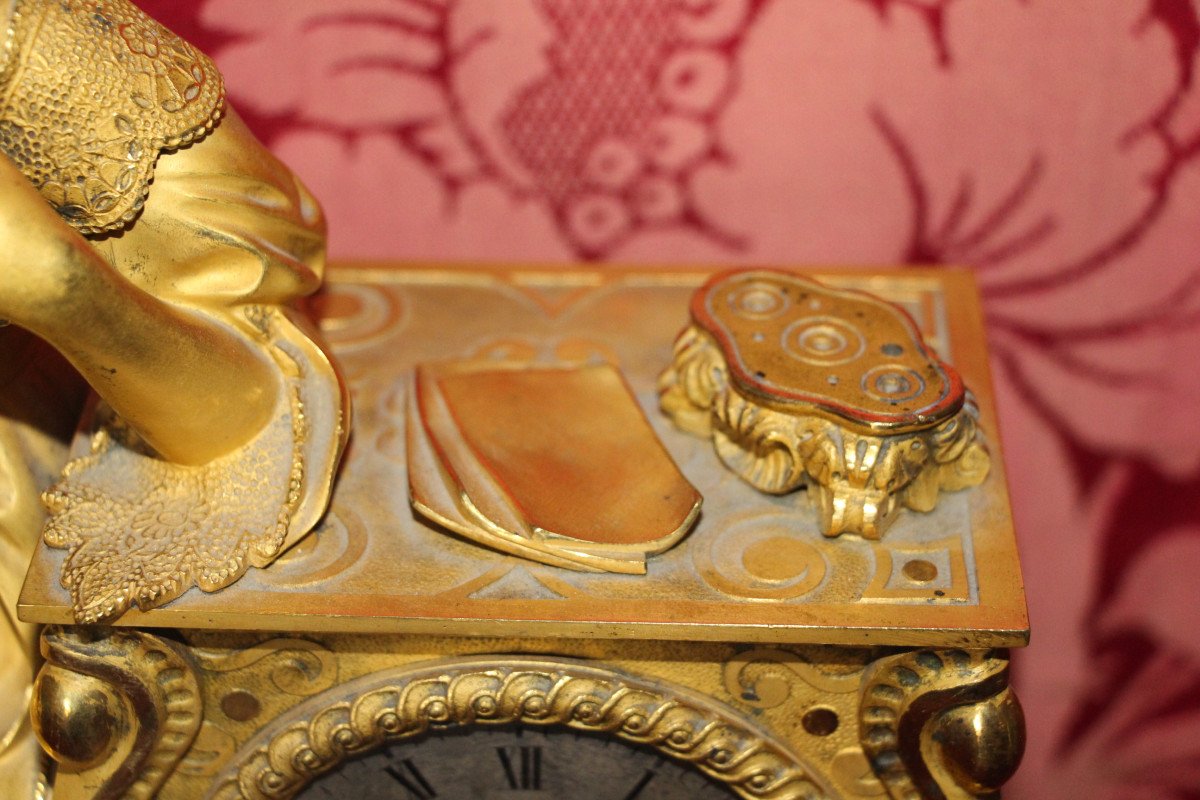 Pendule en bronze doré"Les heures de Madame de Sévigné", époque Charles X, XIXe siècle-photo-2
