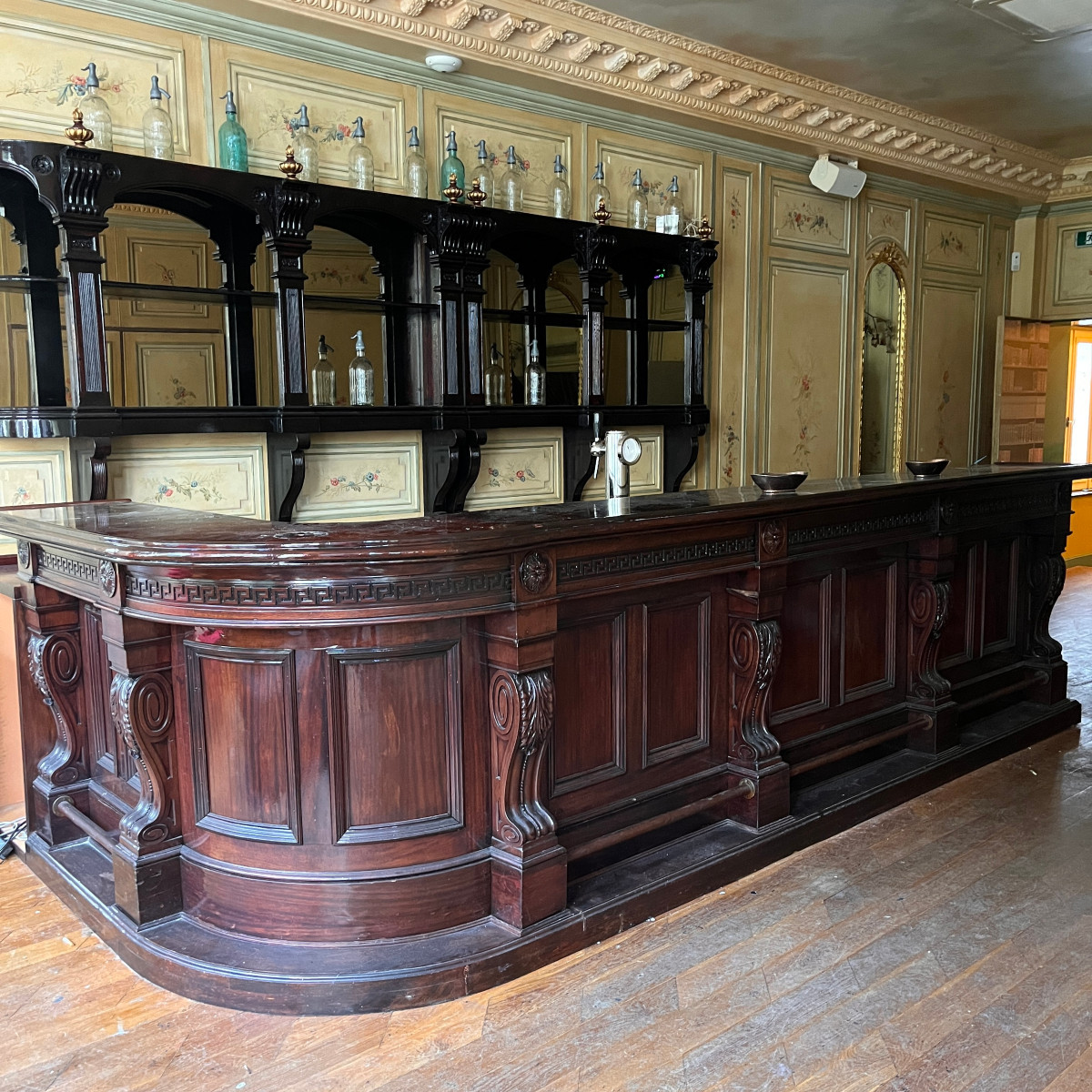 Bar Counter
