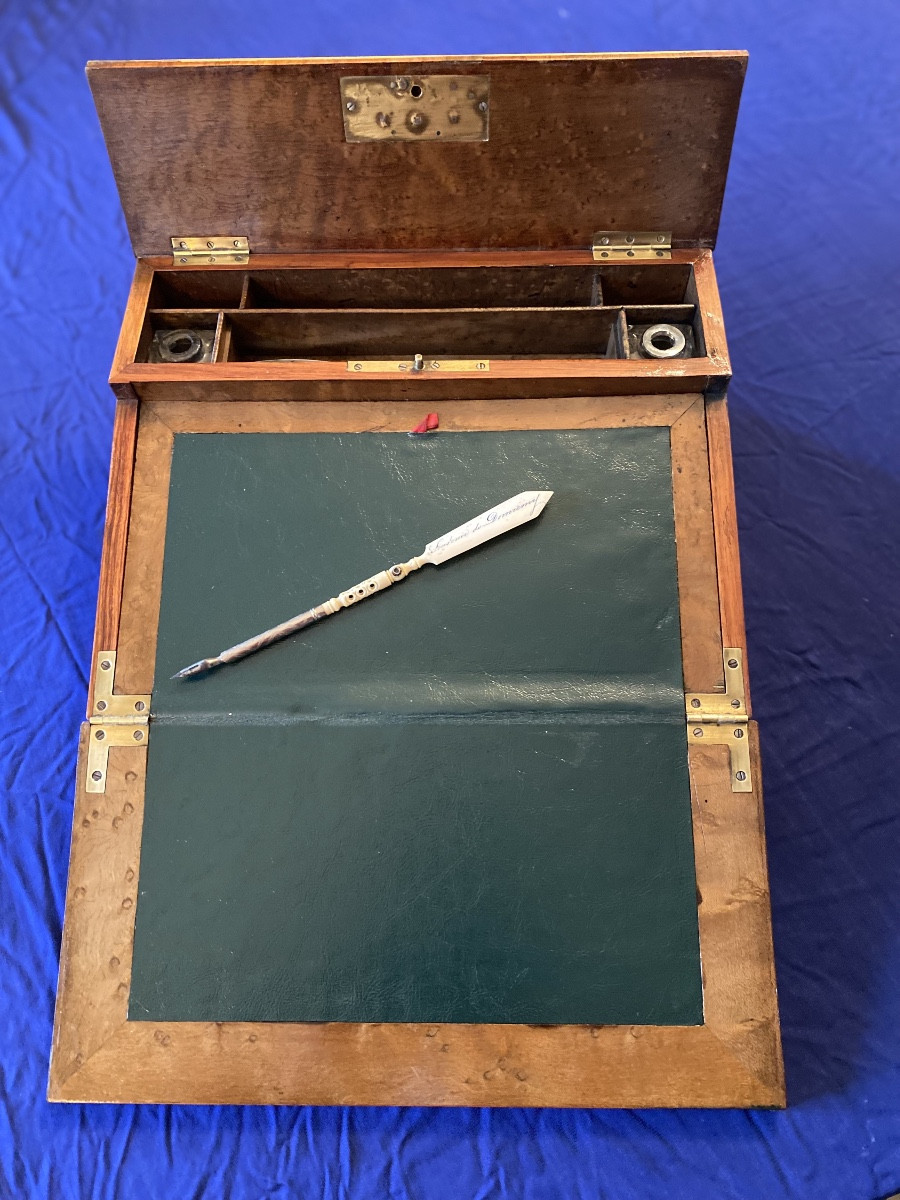 A Travel Writing Set -photo-2