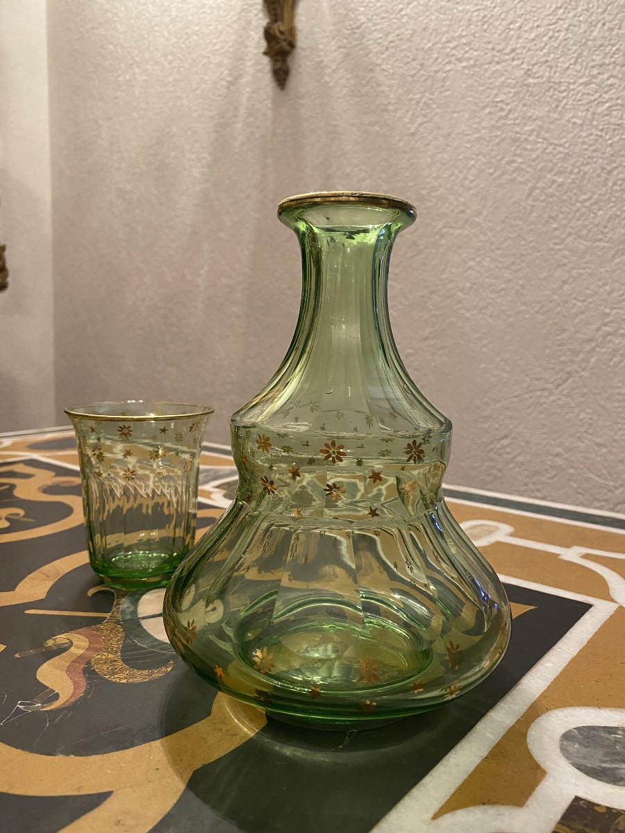 Un service de nuit en cristal émaillé -photo-1