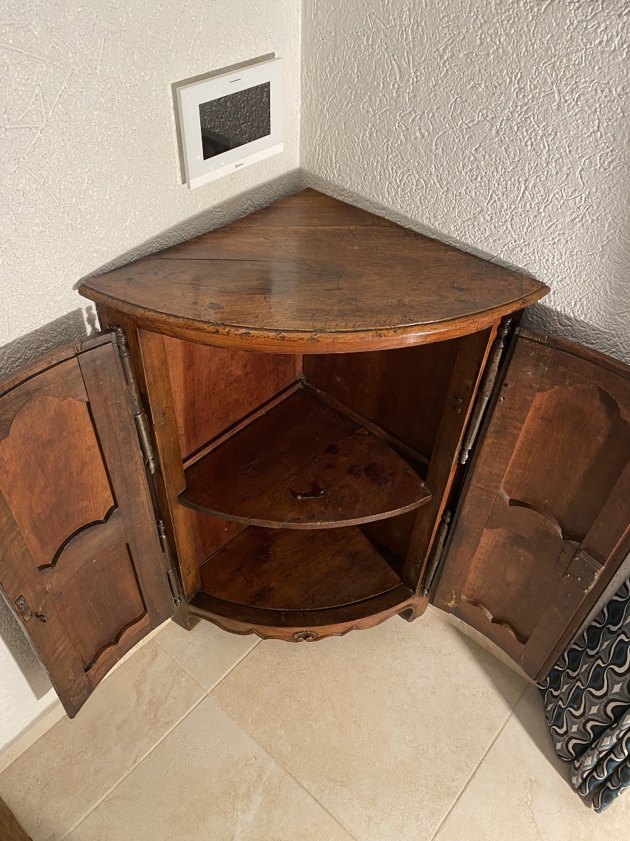 Encoignure provençale en noyer époque  18eme -photo-1