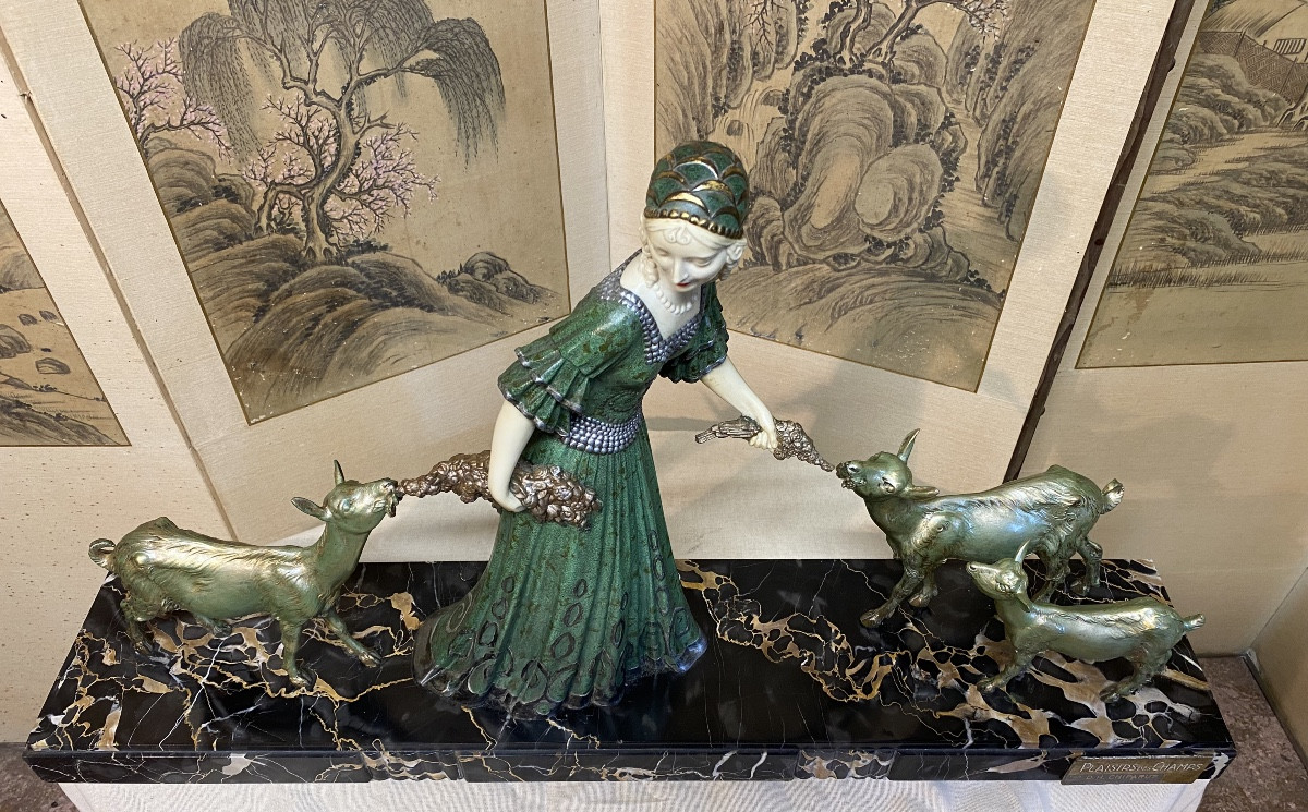 Elegant With Goats And Kid-photo-3